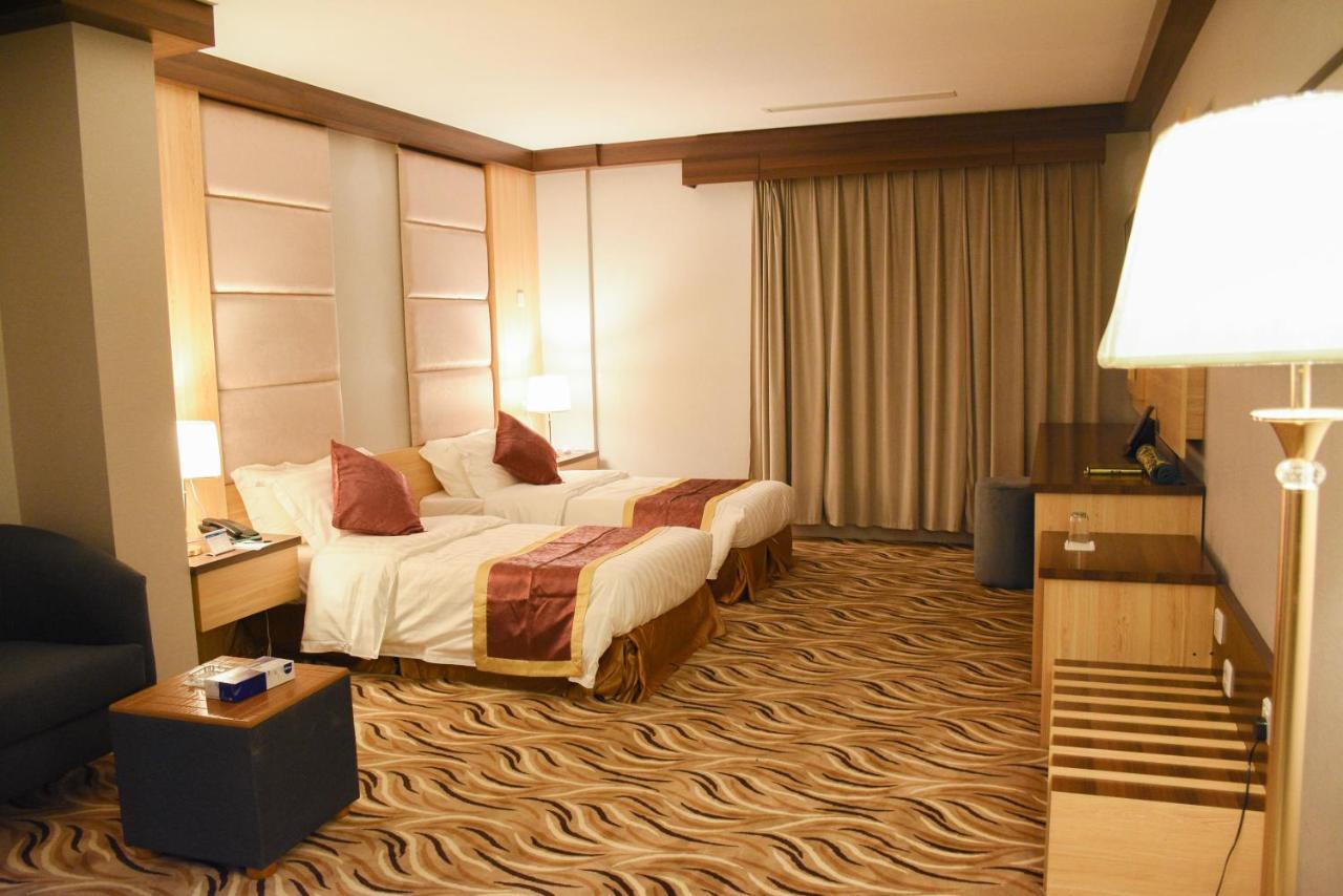 Florida Inn Hotel ナジュラーン エクステリア 写真