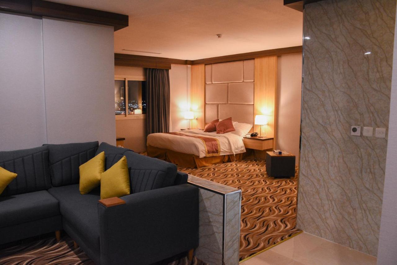Florida Inn Hotel ナジュラーン エクステリア 写真